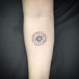 Sunflower Tattoo Designs Pictures (24)
