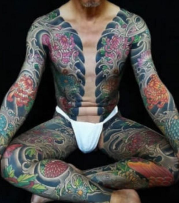 Japanese Gang Yakuza Full Body Tattoo Meanings (19)