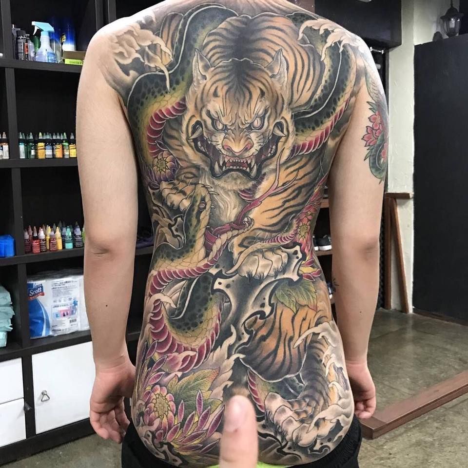 Japanese Gang Yakuza Full Body Tattoo Meanings (200)
