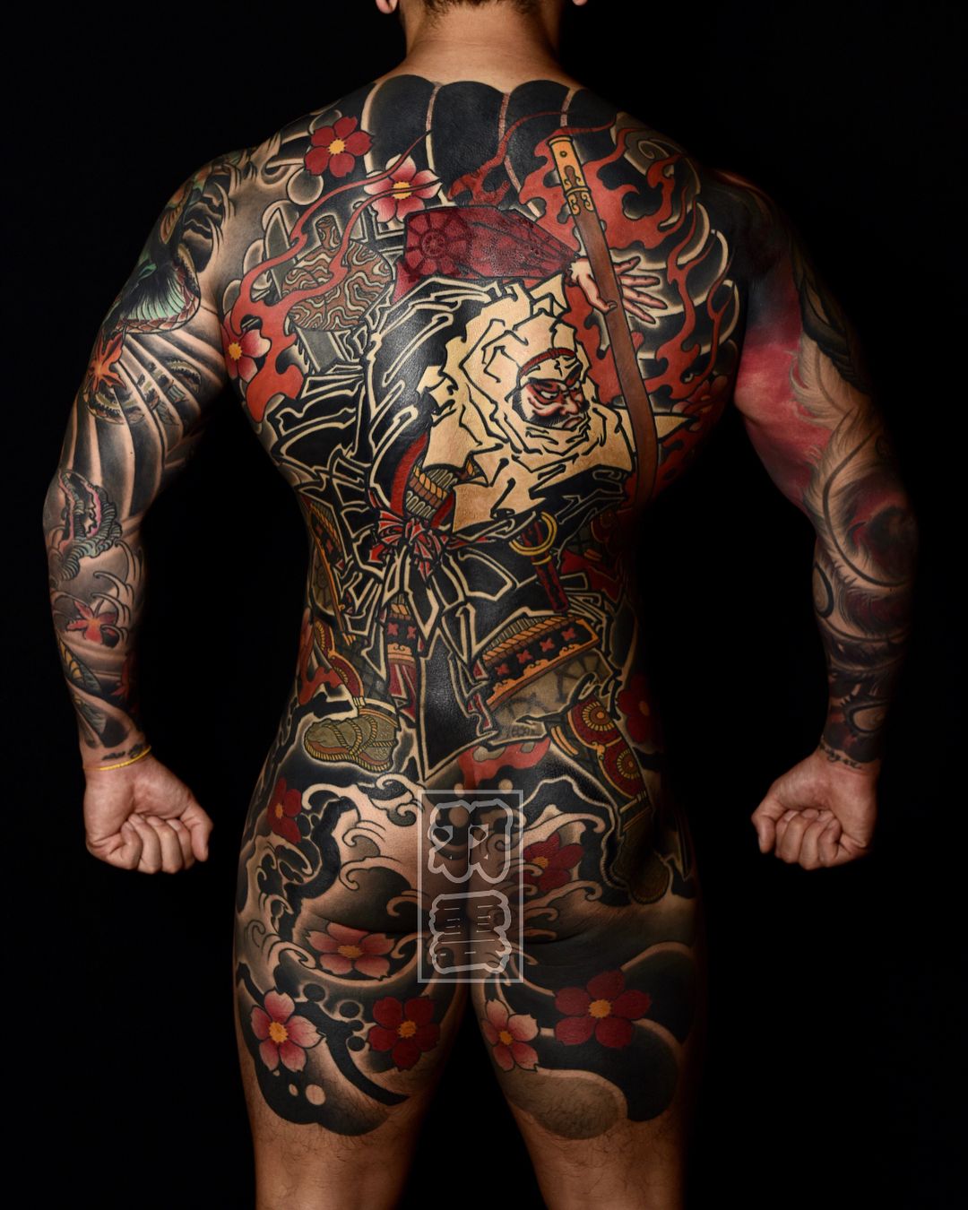 Japanese Gang Yakuza Full Body Tattoo Meanings (278)