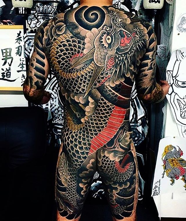 Japanese Gang Yakuza Full Body Tattoo Meanings (309)
