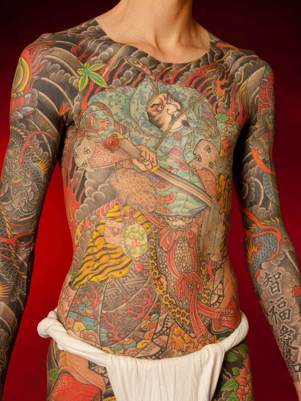Japanese Gang Yakuza Full Body Tattoo Meanings (68)
