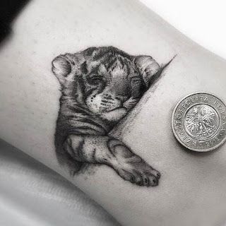 Small Tattoos With Deep Meaning (73)