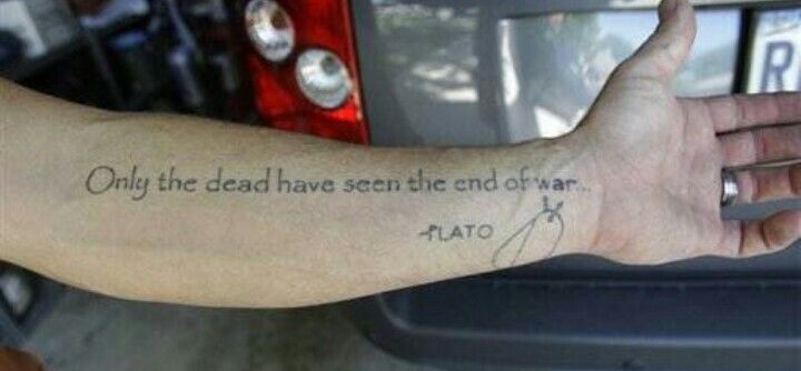 Tattoos Schriftzüge Mit Bedeutung (244)