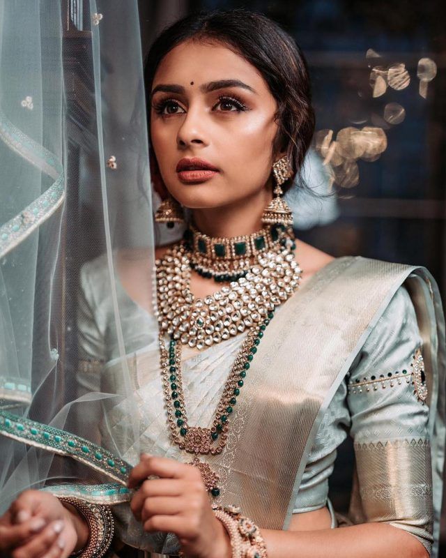 Different Saree Wearing Style (246)