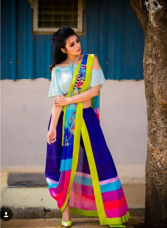 Different Saree Wearing Style (82)