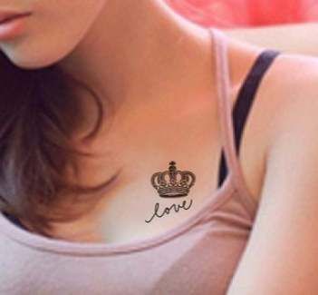 Female Chest Tattoo Pictures Ideas (142)