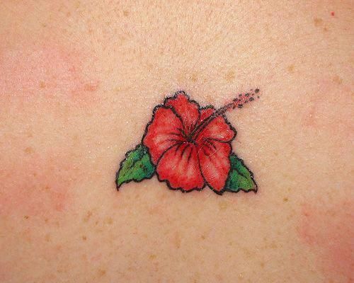 Female Chest Tattoo Pictures Ideas (154)