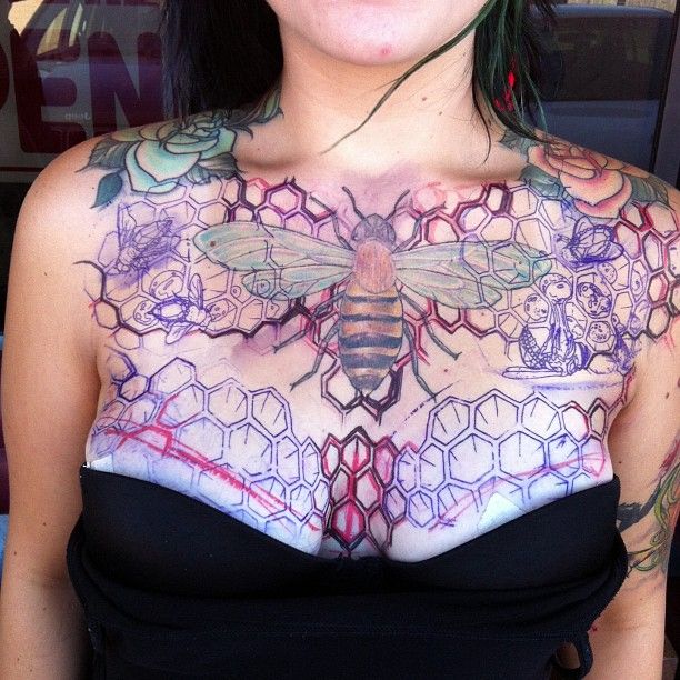 Female Chest Tattoo Pictures Ideas (166) .