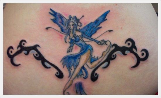 Female Chest Tattoo Pictures Ideas (173)