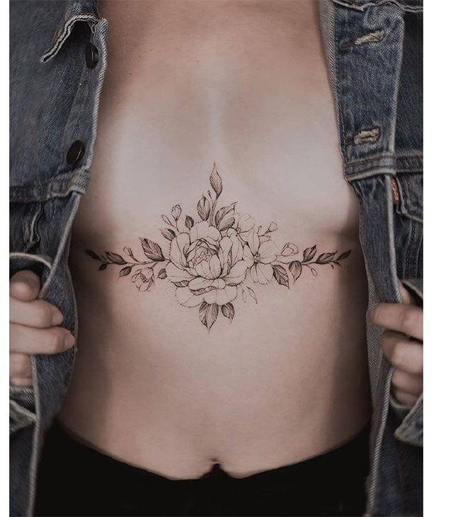 Female Chest Tattoo Pictures Ideas (208)