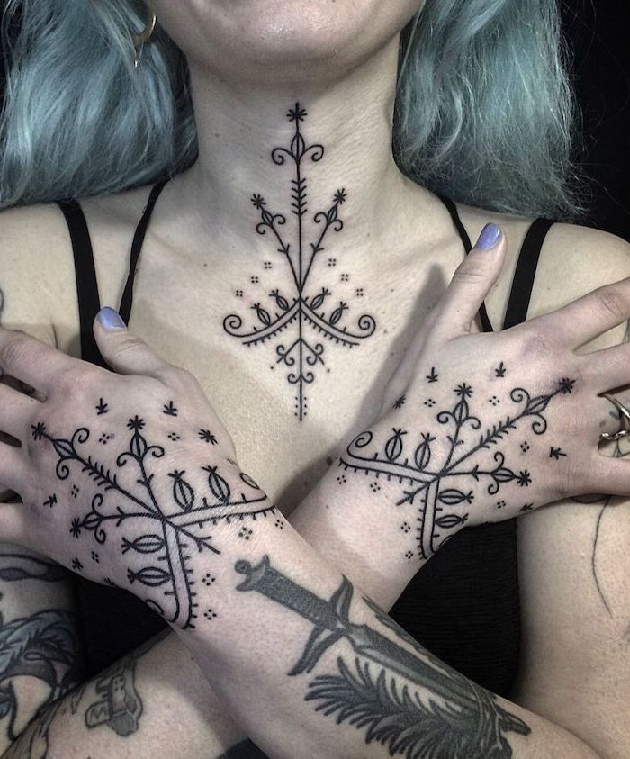 Female Chest Tattoo Pictures Ideas (218)