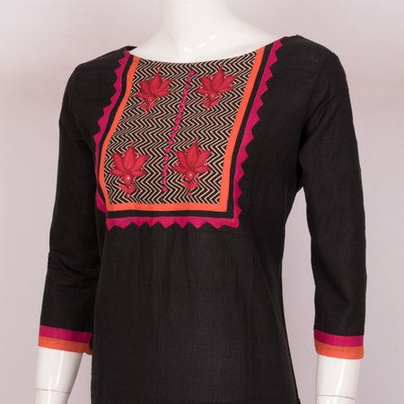 chudithar front neck design