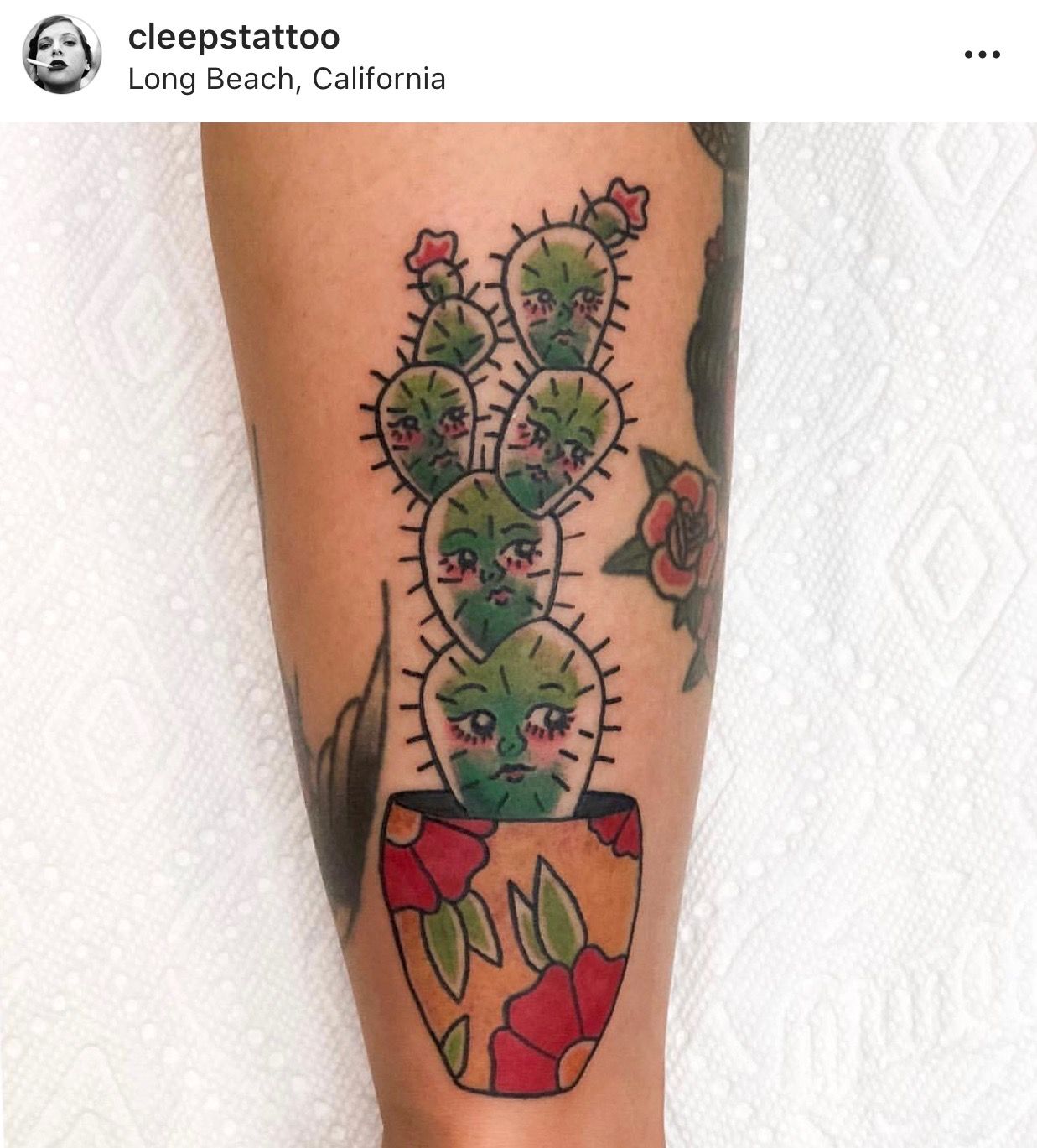 Small Simple Cactus Tattoo Designs (115)