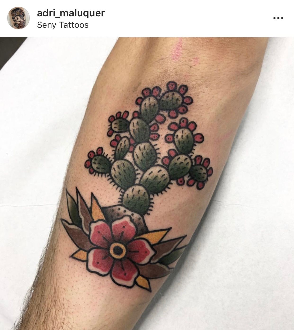 Small Simple Cactus Tattoo Designs (138)