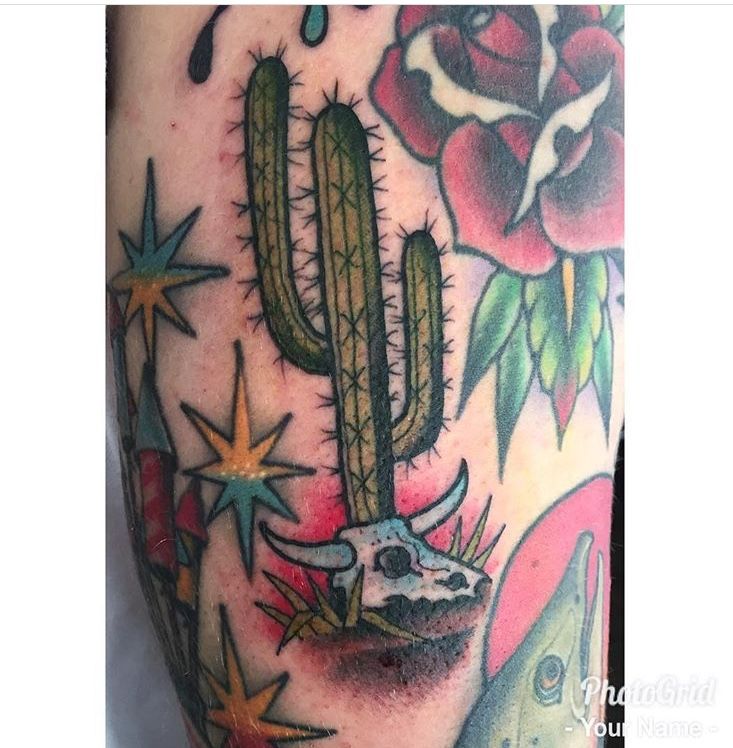 Small Simple Cactus Tattoo Designs (141)