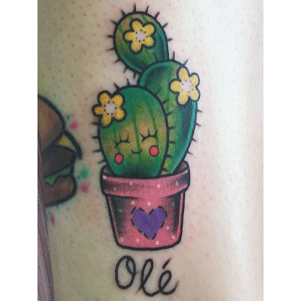 Small Simple Cactus Tattoo Designs (164)