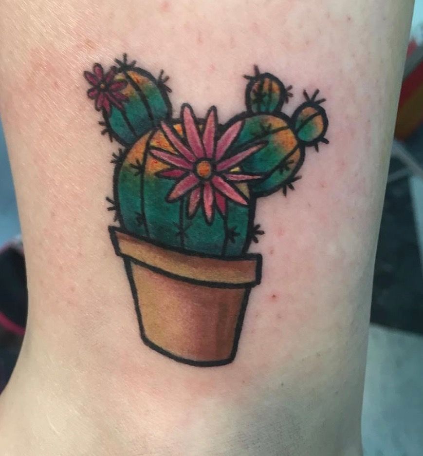 Small Simple Cactus Tattoo Designs (166)
