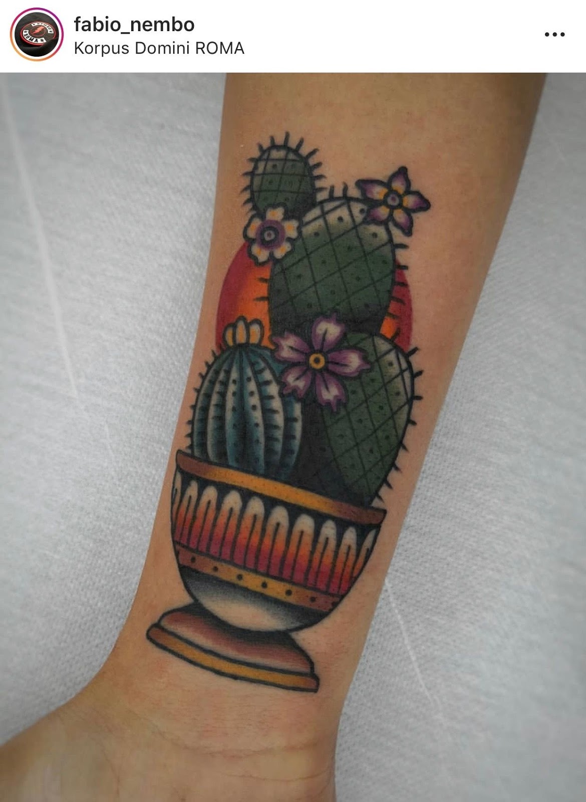 Small Simple Cactus Tattoo Designs (170)