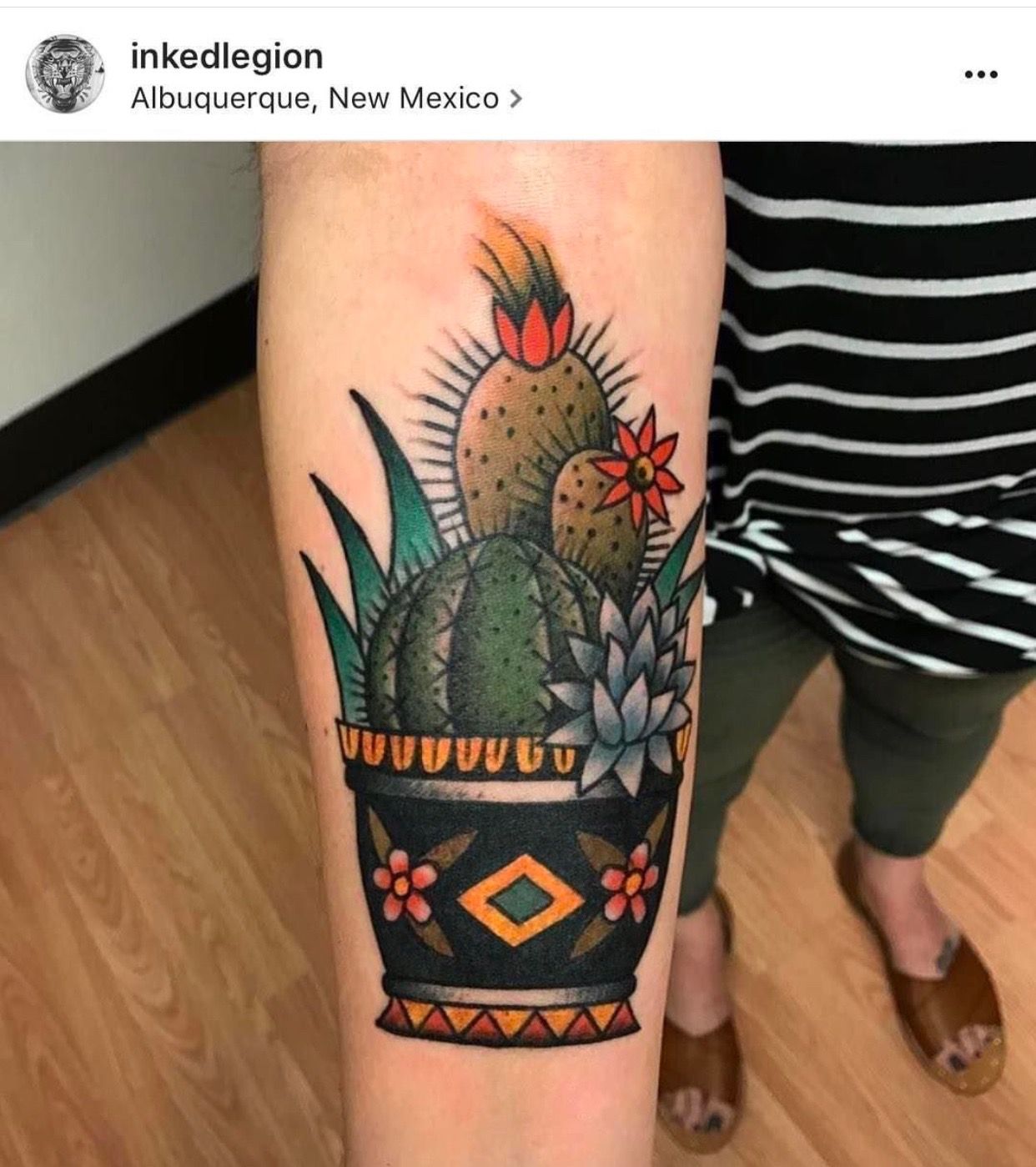 Small Simple Cactus Tattoo Designs (36)
