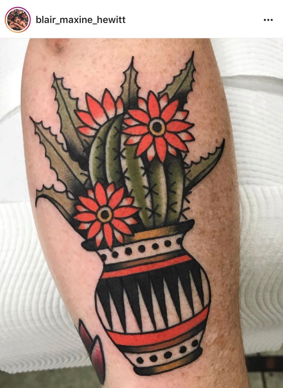 Small Simple Cactus Tattoo Designs (69)