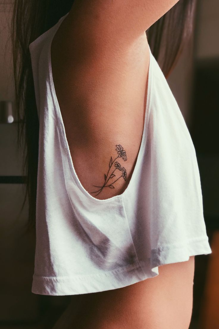 Tatuagens Femininas Delicadas No Braço (19)