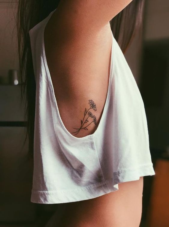 Tatuagens Femininas Delicadas No Braço (32)