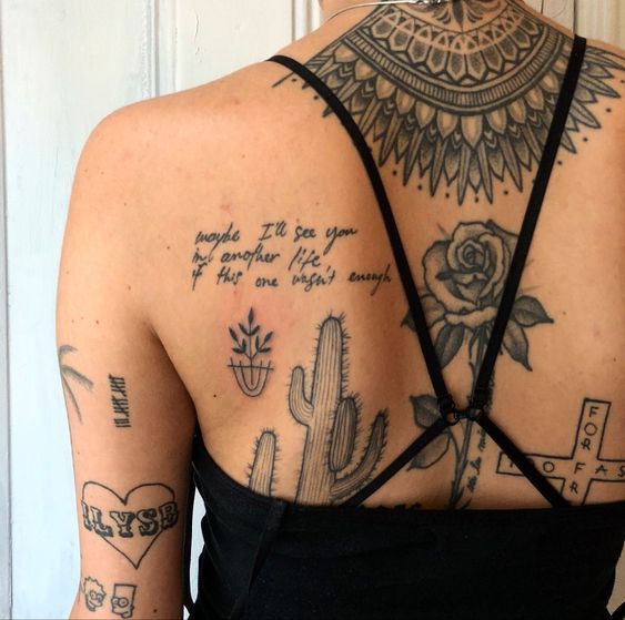 Tatuagens Femininas Delicadas No Braço (70)