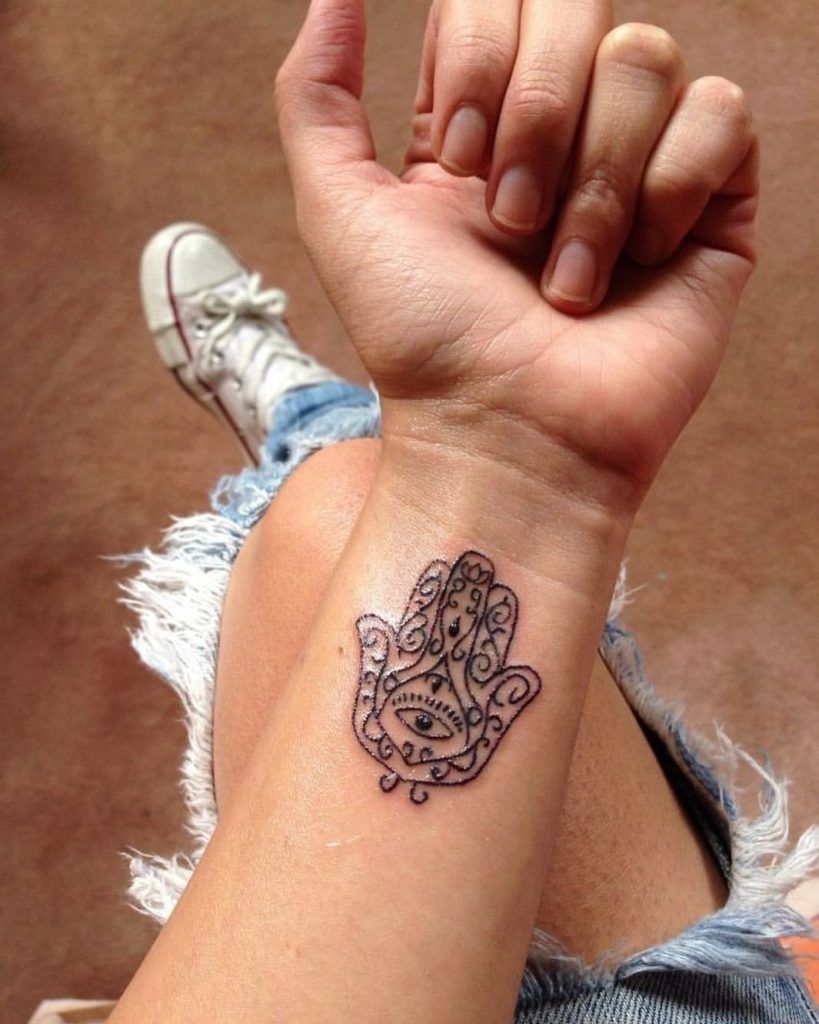 Hamsa Hand Tattoo Designs (111)