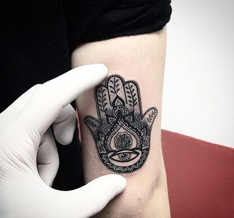 Hamsa Hand Tattoo Designs (168)
