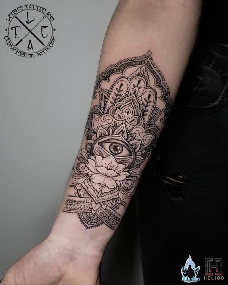 Hamsa Hand Tattoo Designs (226)