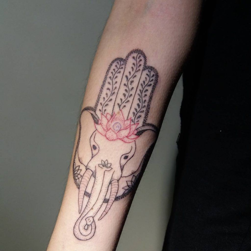 Hamsa Hand Tattoo Designs (52)