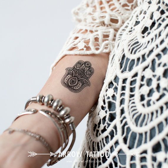 Hamsa Hand Tattoo Designs (66)