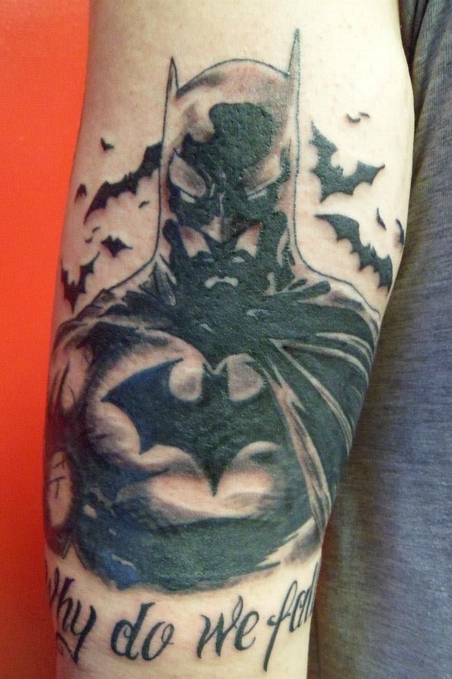 Simple Small Batman Tattoo Designs Ideas (117)