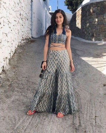 Bollywood Actress Dresses Online Shopping (240)