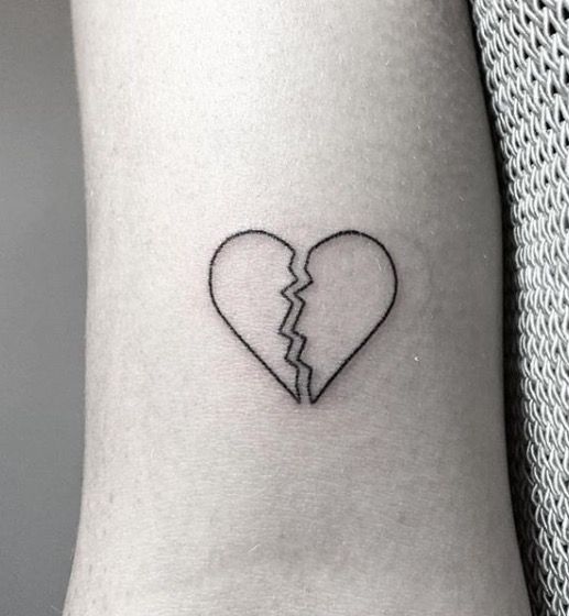 Broken Heart Tattoo Design Meaning (174)