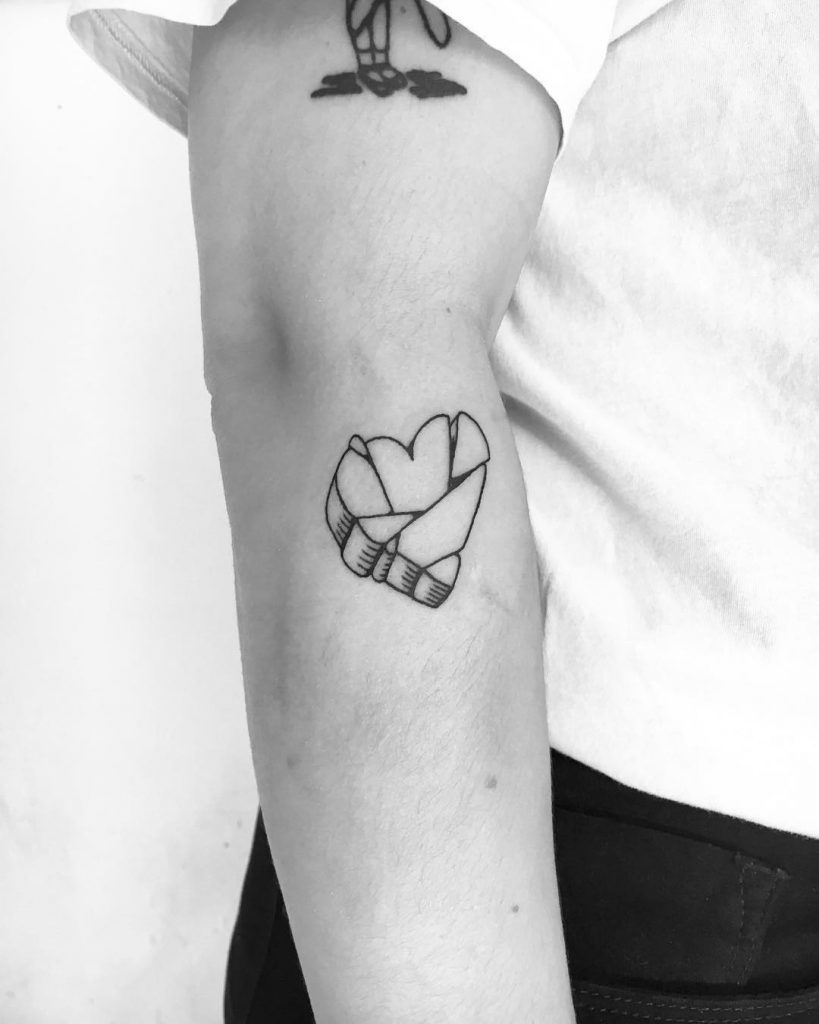 Broken Heart Tattoo Design Meaning (218)