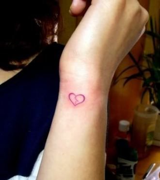 Broken Heart Tattoo Design Meaning (33)
