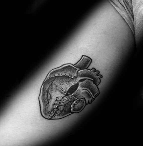 Broken Heart Tattoo Design Meaning (64)