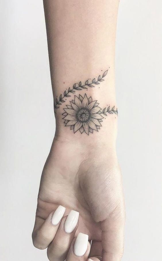 Mini Tattoos With Meaning (2)