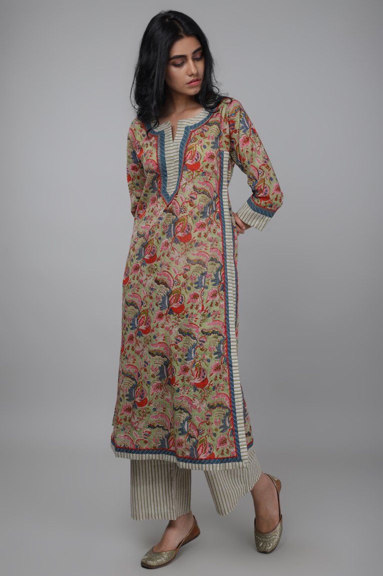 Party Wear Heavy Kurtis For Marriage (142)