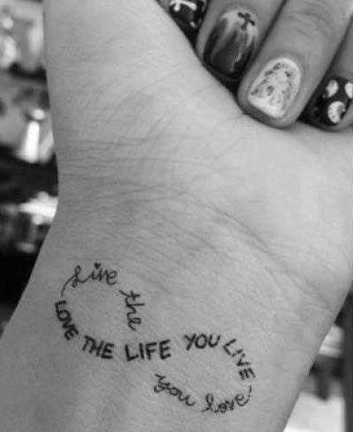 Small Tattoos For Women With Meaning (6)