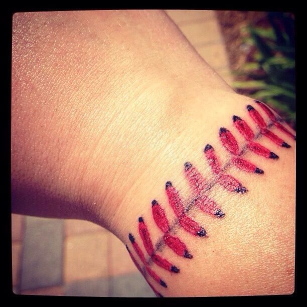 Baseball Tattoo Player Cross Bat (15)