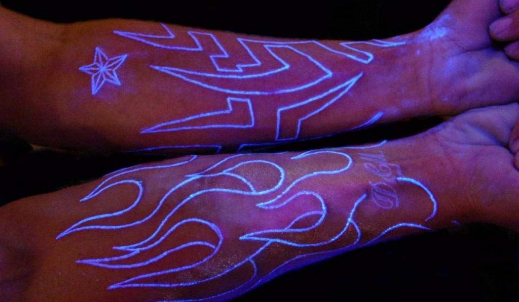 Best UV Glow In The Dark Tattoo Inks - UV Glow In The Dark Tattoo Ink Is  Safe?