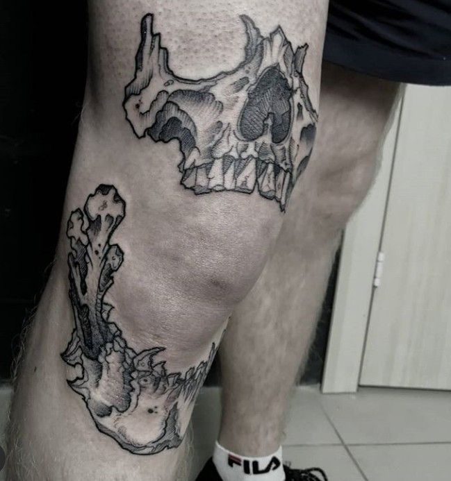 Knee Tattoos 32