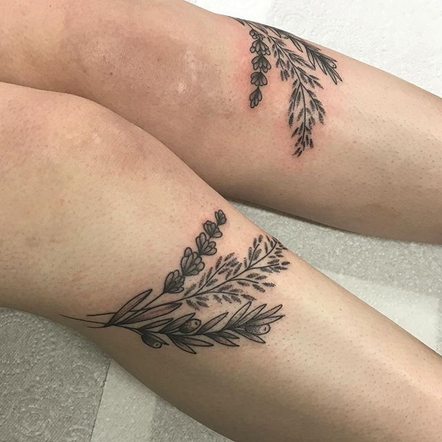 Knee Tattoos 74