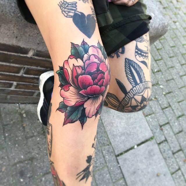 Knee Tattoos 96