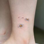 140+ Beautiful Daisy Tattoo Designs with Meanings (2022) - TattoosBoyGirl