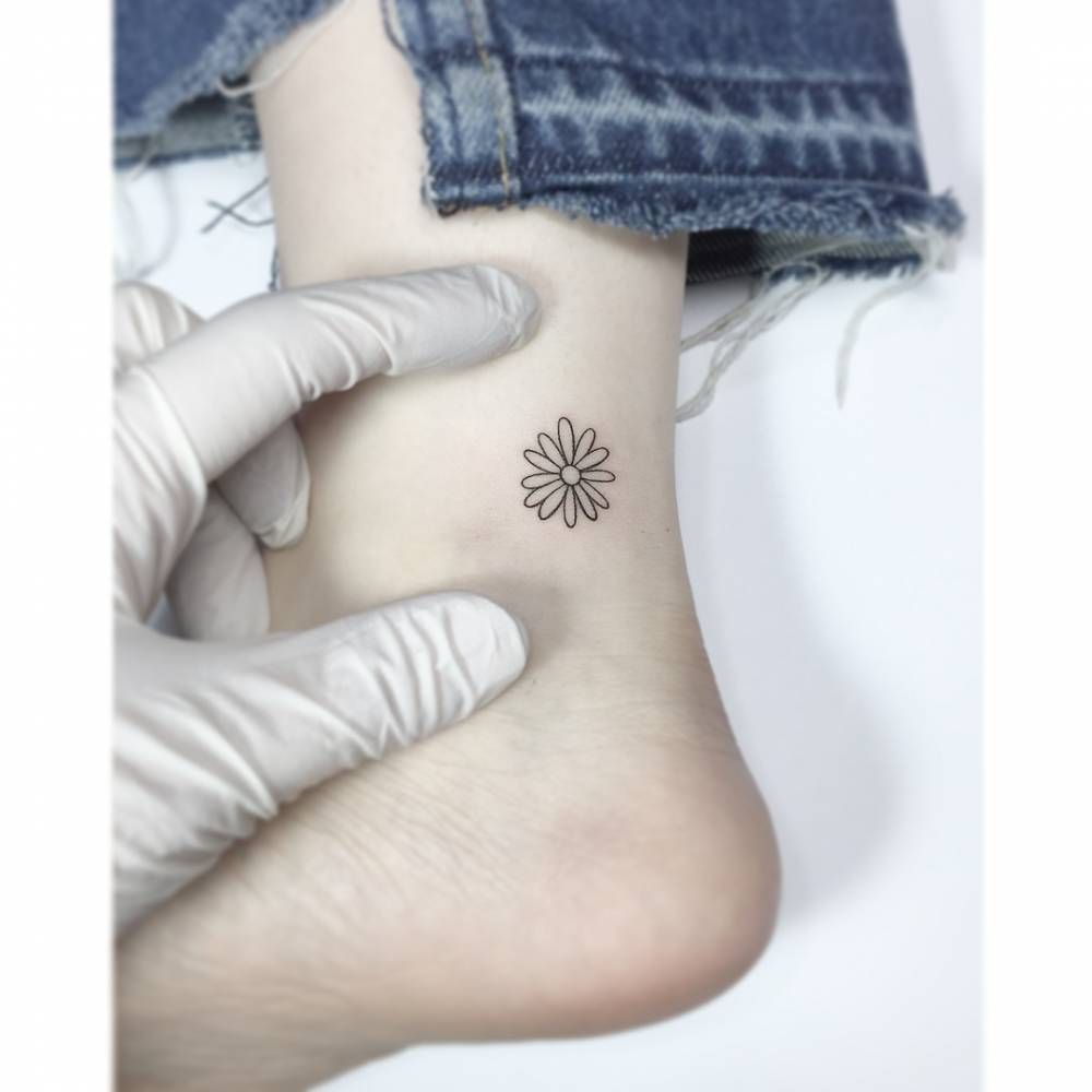 Daisy Tattoos 12