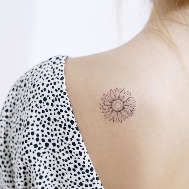 Daisy Tattoos 19